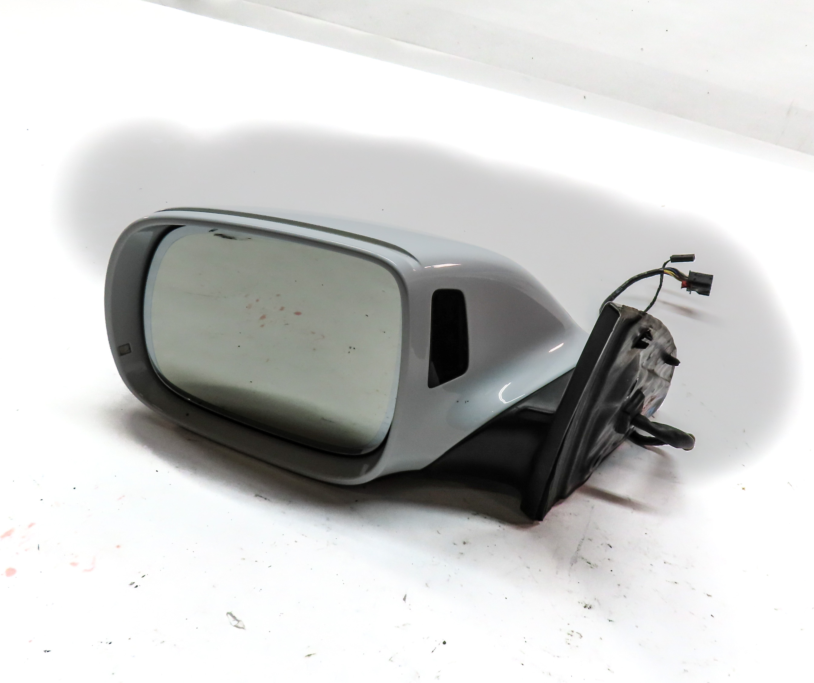 2013-2015 AUDI Q7 (4L) LEFT DRIVER P-FOLD BLIND SPOT DOOR MIRROR (White) — exact item pictured